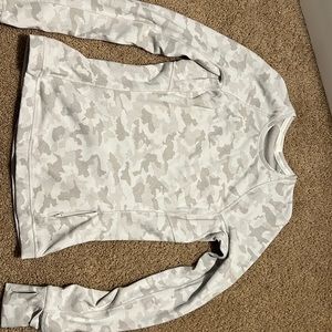 Lululemon Camo top fleece lined inside!!